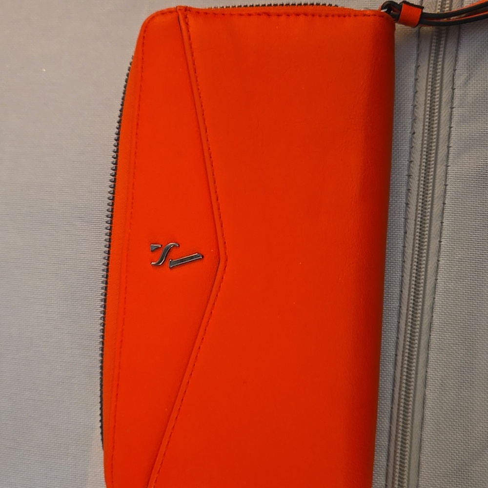 Orange Wallet with Zip Closure. Pink Wallet. Green.wallet - Picture 15 of 16